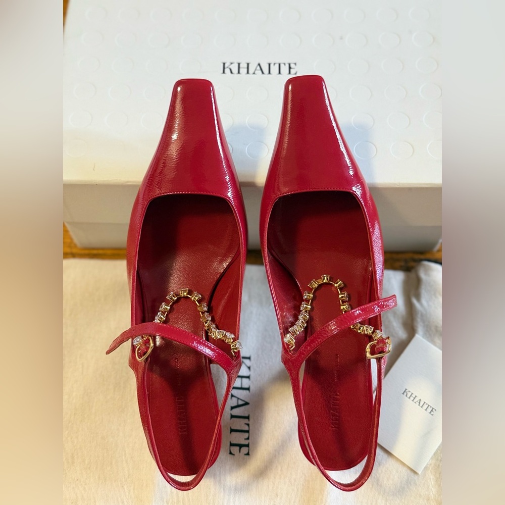 KHAITE The Sidney Patent Leather Pumps In Fire Red
